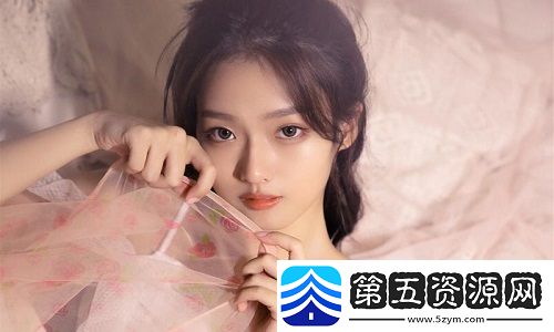 《丰满的女邻居》三级