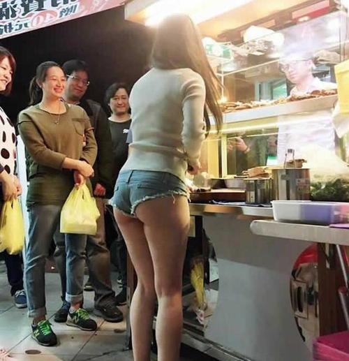 国产伦WWWHD老女人