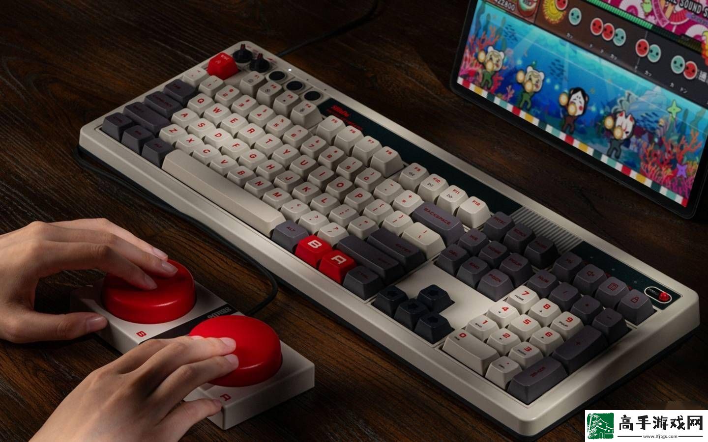 八位堂Retro108机械键盘全尺寸发布