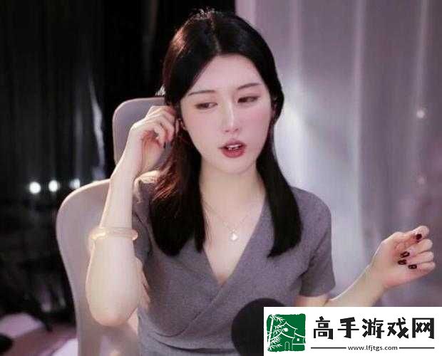 超级YIN荡的高中女学生H女主播颜值超高