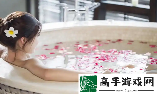 丰满的女邻居三级剧情曝光