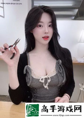 gogo午夜高清免费摄影的创意拍摄技巧：打开夜间创作的新世界-捕捉夜晚的独特美感！