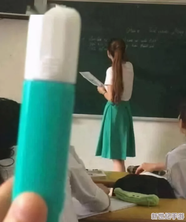 香艳职场客服跳蛋引发热议