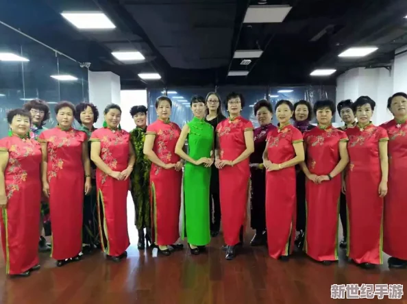 旗袍老师施恩