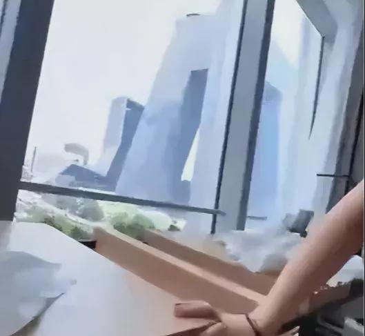 张津瑜6分35秒未删减版