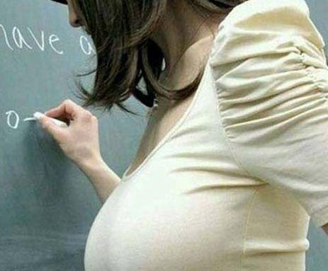 不戴乳罩的巨胸女教师