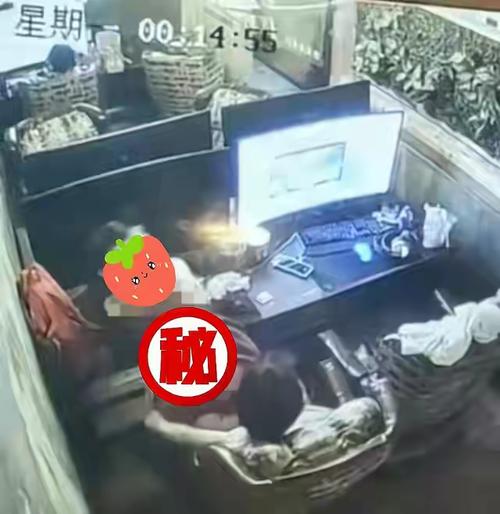 打扑克的全程视频不盖被子睡觉