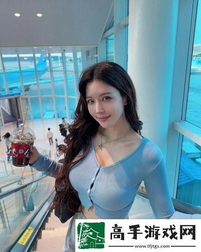 父亲有力挺送女儿的花园感动全场