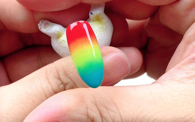 黄三色与红三色的区别