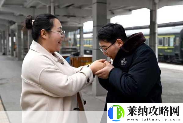 新春走基层内蒙古老阿姨