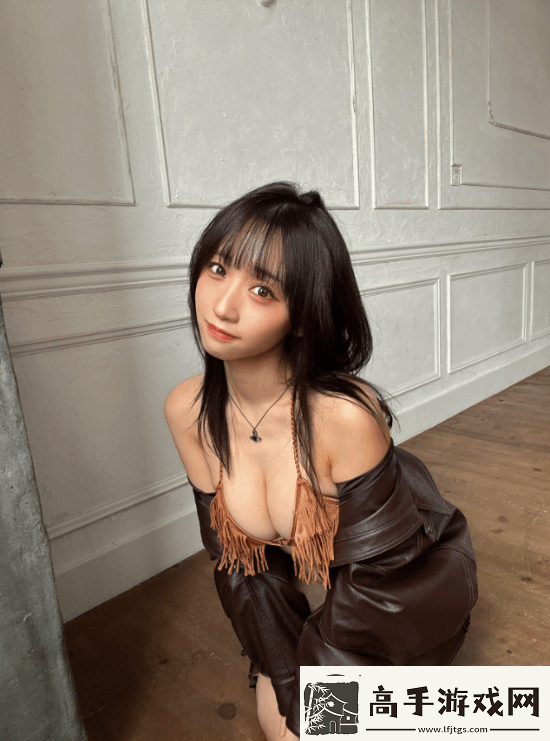 知名Coser伊织萌晒新**