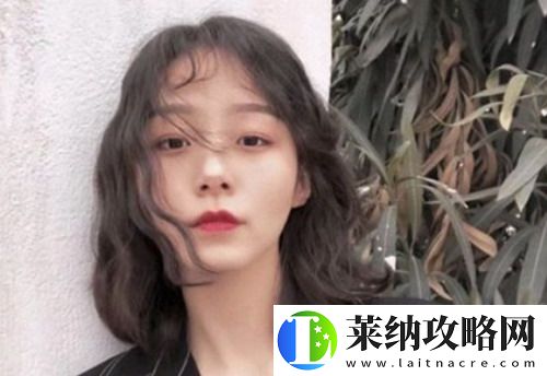草莓香蕉榴莲丝瓜18岁可以吃吗：四种美味-助力健康成长！