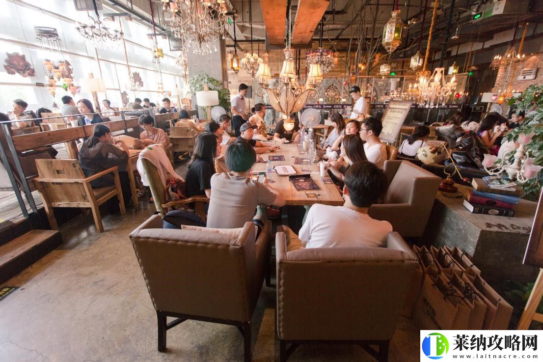 小苍做客线下快闪店