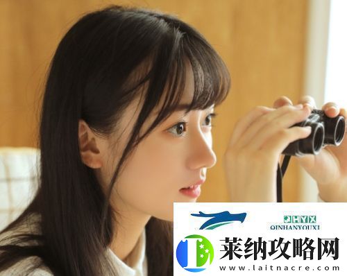 几个装修工人把我压在茶几太离谱友