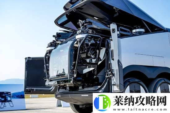 小鹏飞行汽车
