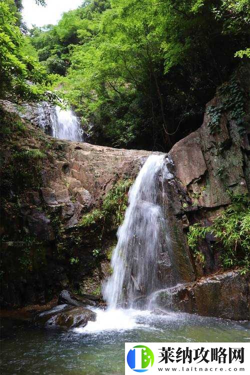 桃源洞口已是溪水