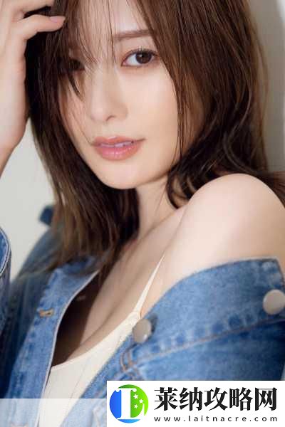 白石麻衣绝美风采！探索乃木坂46手游角色TOP10魅力之旅