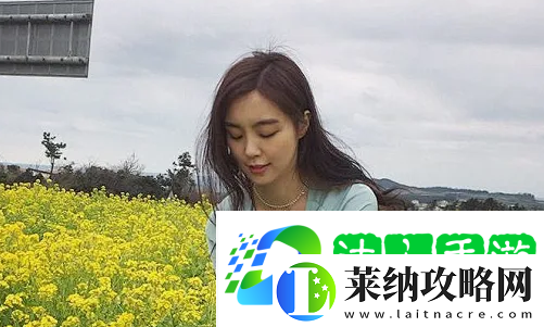 带玩具逛街时突然按下按钮的故事