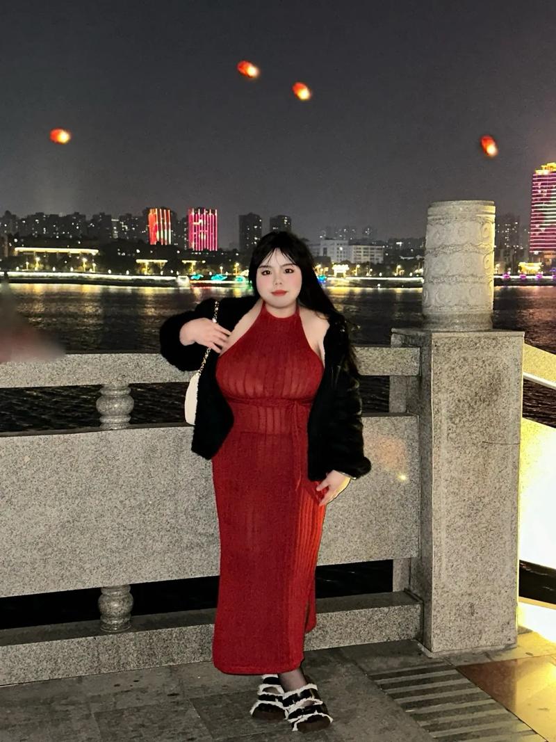 大码女胖mm加肥加大