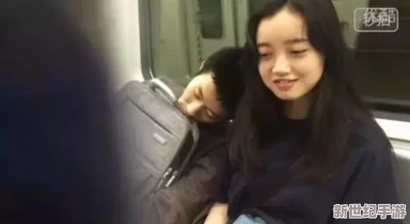 在地铁上演绎一女多男的激情故事