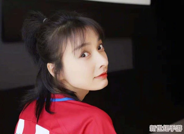 把女仆扒开屁股让客人玩